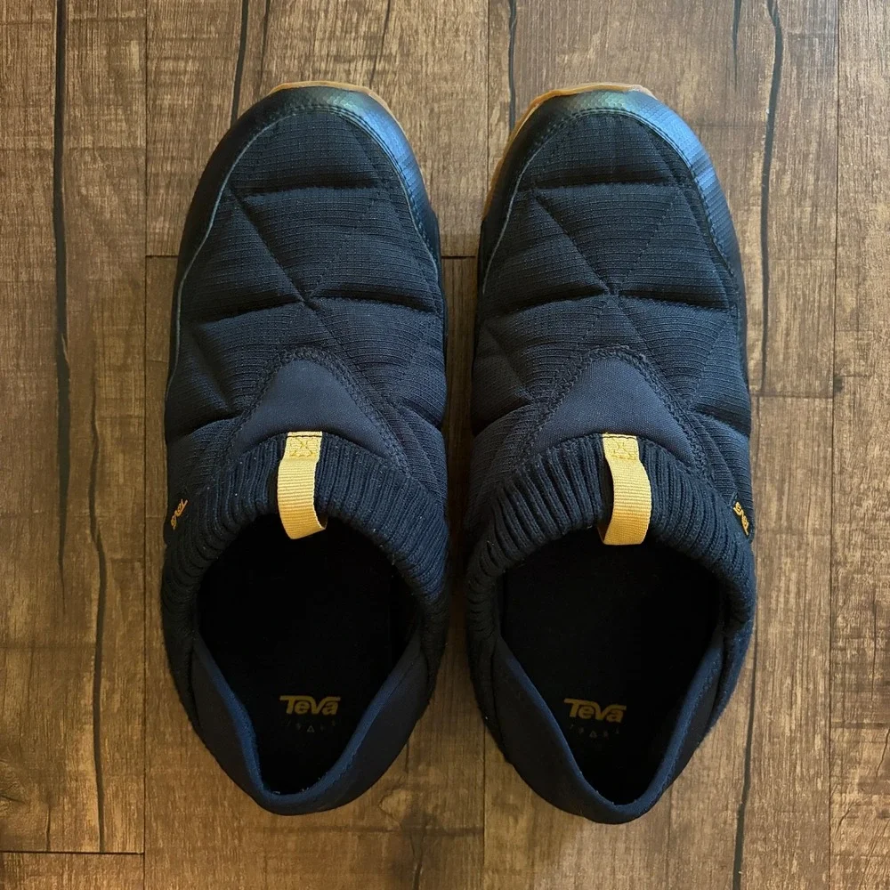 Teva ReEmber Quilted Moc Shoe Mens 13 Black Soft Comfort Slip On Moccasin